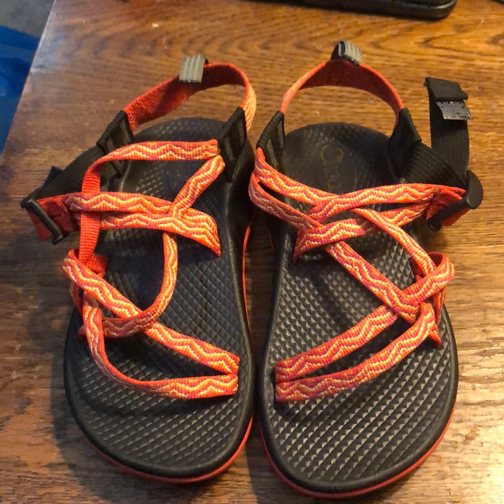 Girls Size 1 Chacos